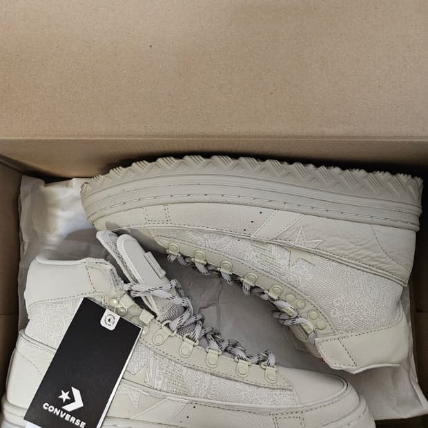 컨버스 파리아 파르자네 프로레더