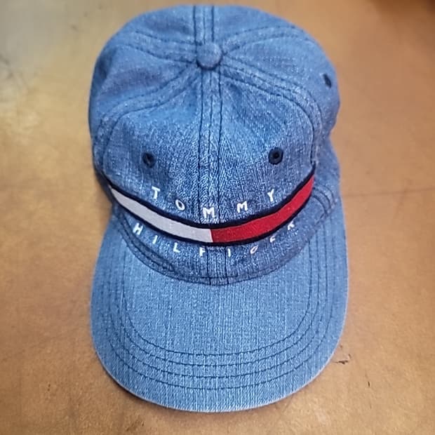 타미힐피거 데님 모자