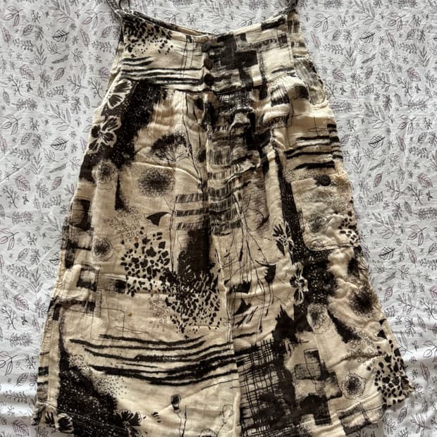 BOHEMIAN BUTTON SLEEVELESS