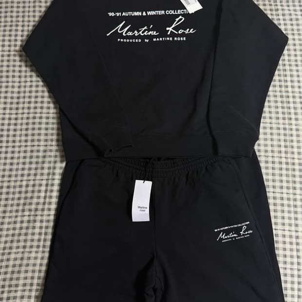 (L) Martin Rose 마틴로즈 로고 맨투맨 셋업 블랙