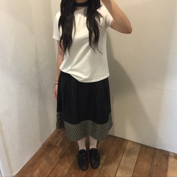 블랙 플로럴 자카드 스커트 Black Floral Jacquard Sk