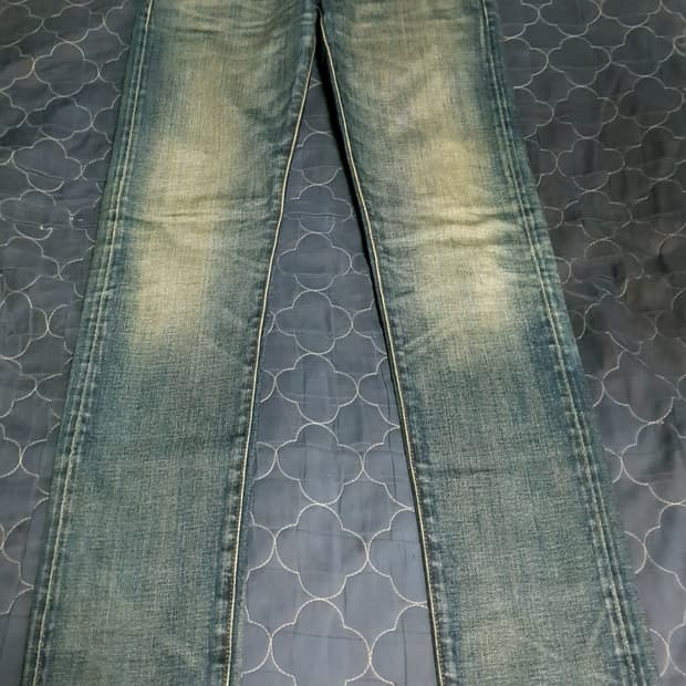 (카이하라 원사) 유니클로 로우라이즈 스키니 테이퍼드 셀비지 진 (29)