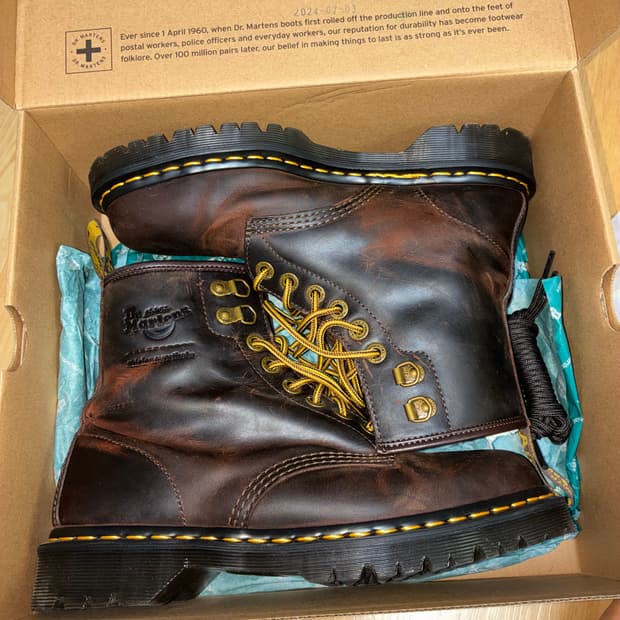 닥터마틴 디네댓 콜라보 부츠