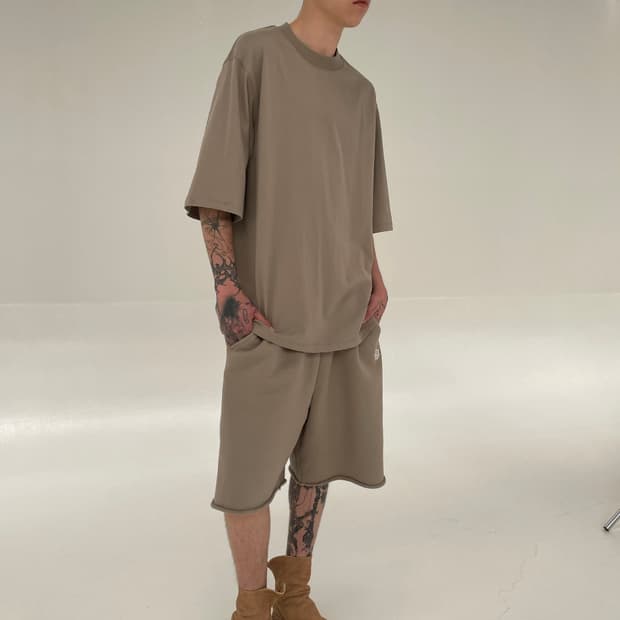 INNIR - HEAVYWEIGHT SWEAT SHORTS (DUST)