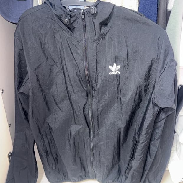 아디다스 바람막이