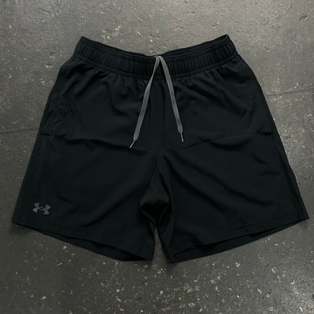 105 언더아머 반바지