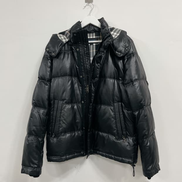 버버리 블랙 패딩