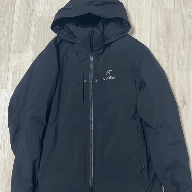 정품 아크테릭스 피션SV 패딩