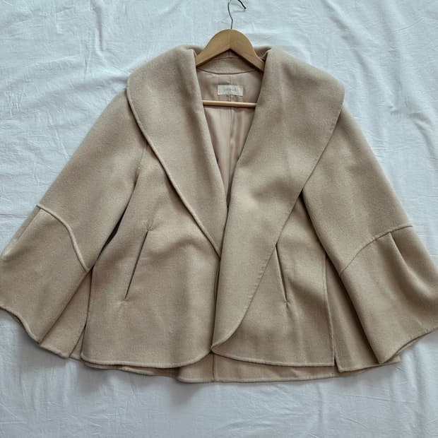 조이너스 모캐시미어 케이프 하프코트 자켓