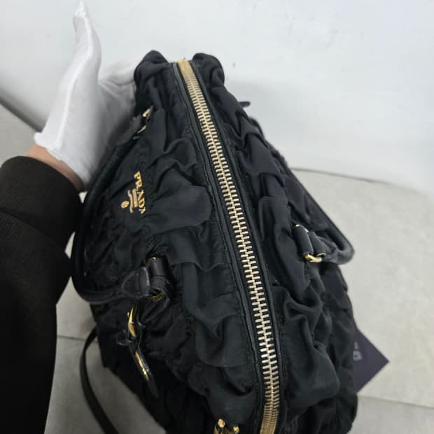 [보증서 정품] 프라다 고프레 숄더백