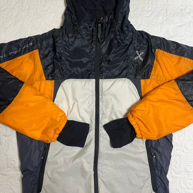 몬츄라 스카이 자켓 M 흰주