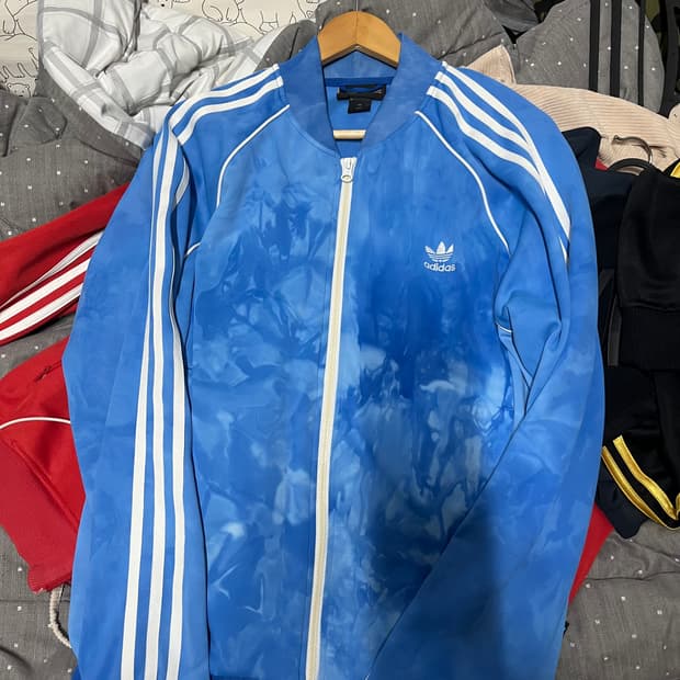 아디다스 퍼렐윌리엄스 블루 타이다이