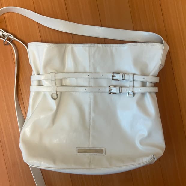 마뗑킴 숄더백 white