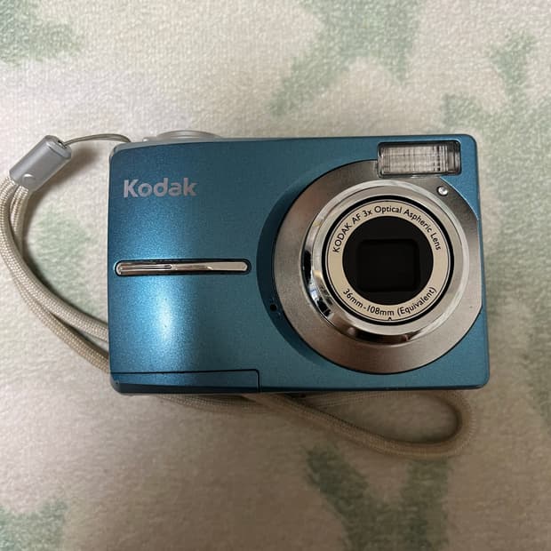 코닥 c813  청량한 블루 빈티지 디카 카메라