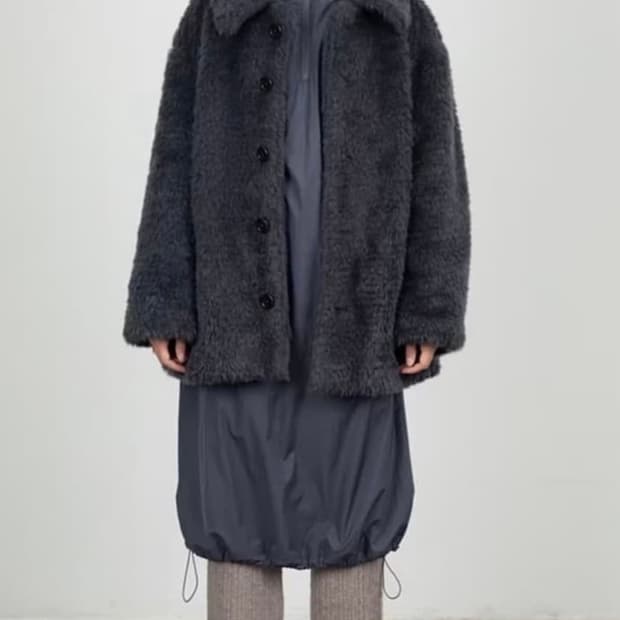 아모멘토 퍼 미드 코트