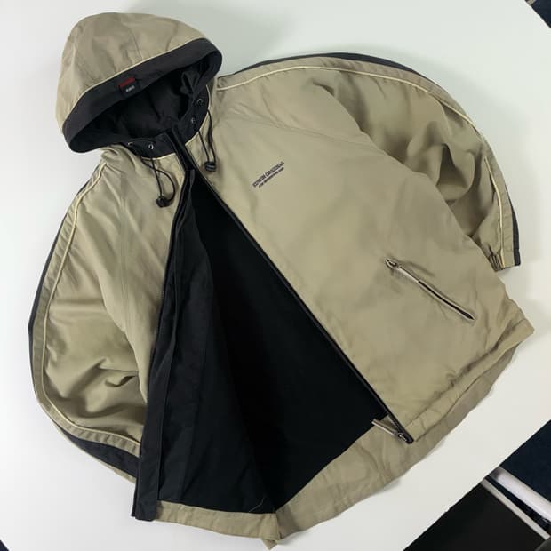 Edwin  에드윈 오리지널 자수 베이지 바람막이 자켓