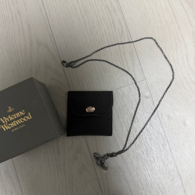 비비안웨스트우드 목걸이