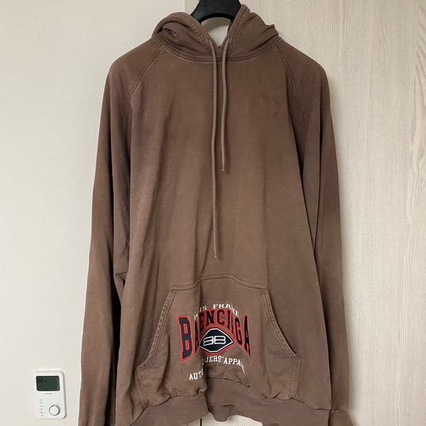 (3) 발렌시아가 브라운 후드티