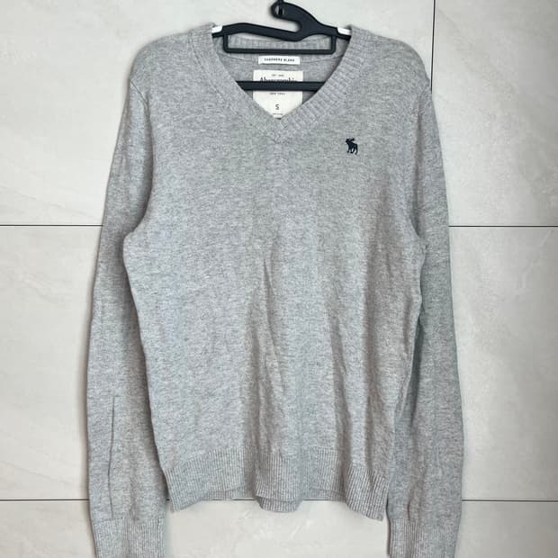 아베크롬비 순록 니트 (S) 