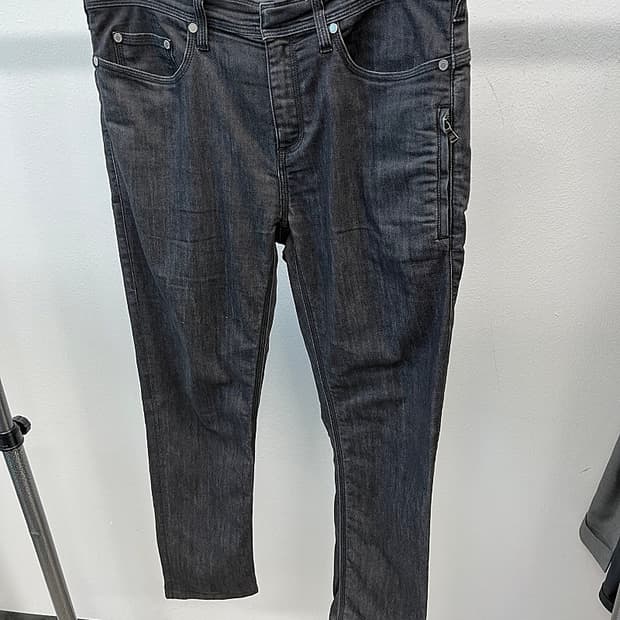 32) 닐바렛 스판 그레이진 