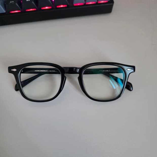 애쉬컴팩트 타르 씬 뿔테 안경 48사이즈 새상품