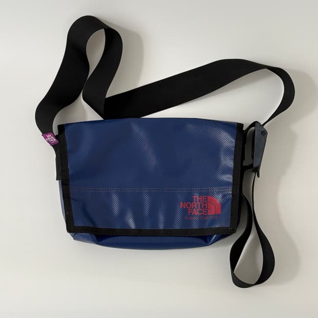 tarpaulin shoulder bag (blue)