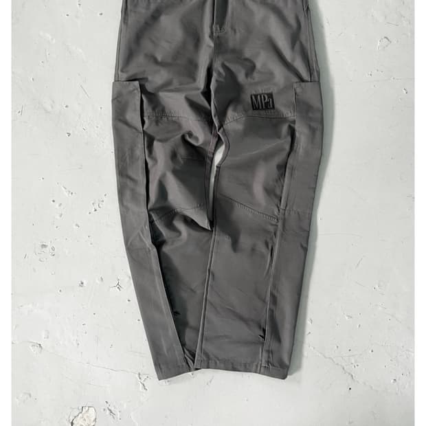 plastic product cargo pants L