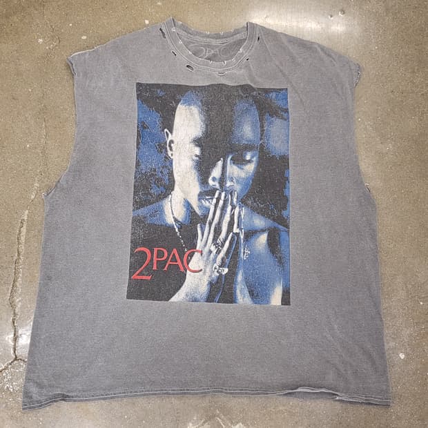 투팍 2Pac 나시 티셔츠 그레이