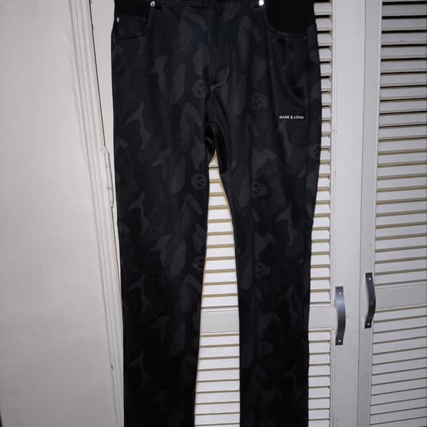 32 마크앤로나 스컬 골프웨어 바지