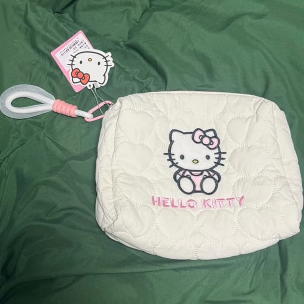 헬로키티 퀄팅 파우치