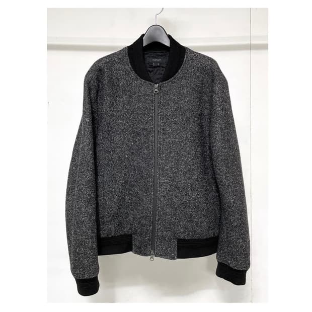 질스튜어트 부클 울점퍼