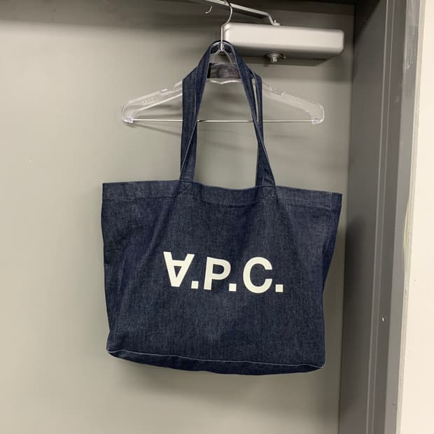 APC 다니엘라 에코백