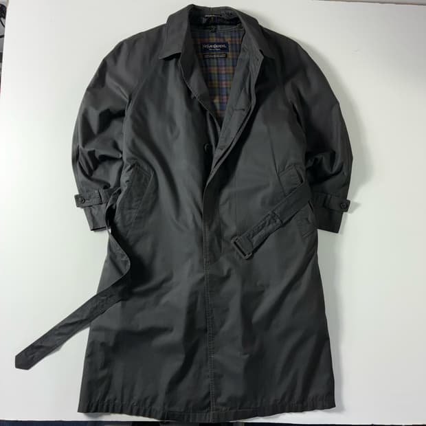 Yves Saint Laurent  입생로랑 체크 안감 트렌치 코트