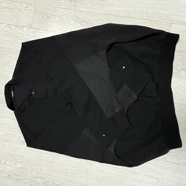 송지오 차이니즈 카라