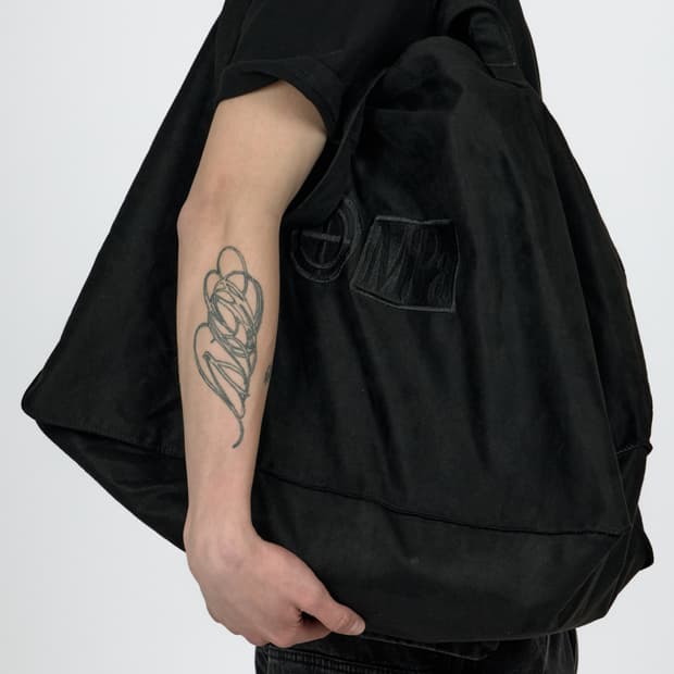 MPa SUEDE BIG BAG (BLACK)