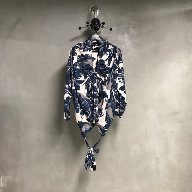 비비안웨스트우드 셔츠 블라우스 38(W)