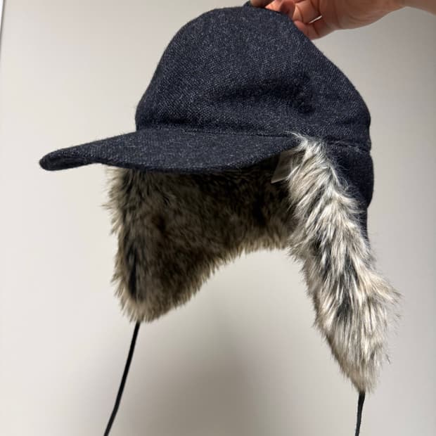 Universal products 캡