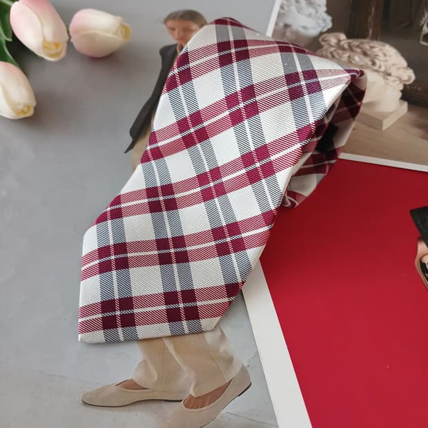 닥스 실크 레드 클래식 체크 넥타이 8.2cm A+등급 A19229
