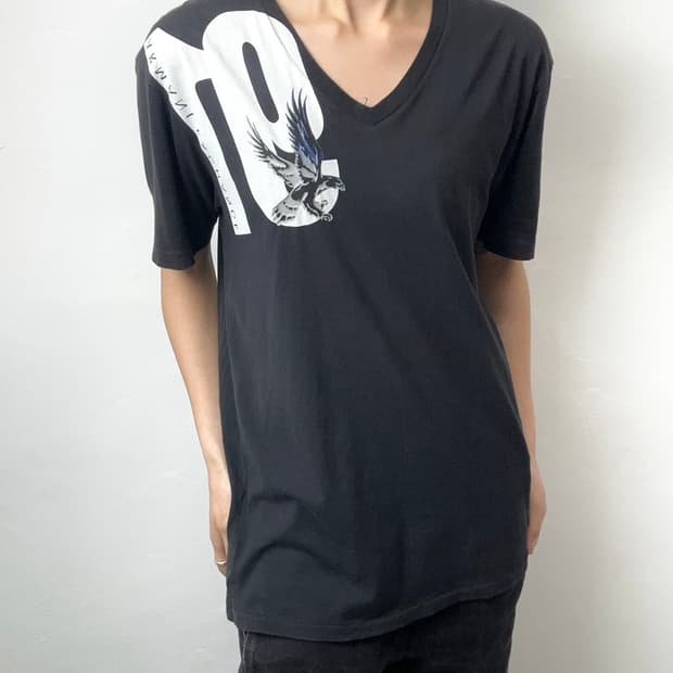 Armani Exchange “91 Eagle” Graphic V-Nec