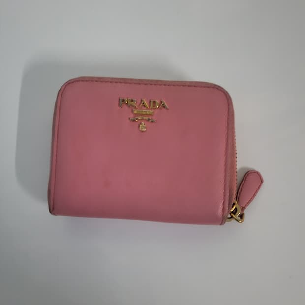 프라다 사피아노 지퍼 반지갑