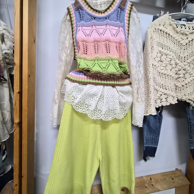 자라 솜사탕 컬러 니트. MARAN 퓨어울 니트5부팬츠