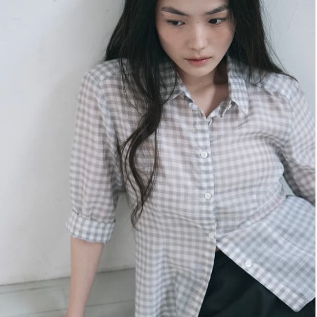 (1회착용) 윤슬샵 Elina check slim shirt 셔츠