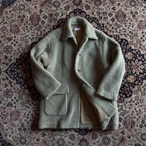 UNDECORATED 시어링 자켓 100