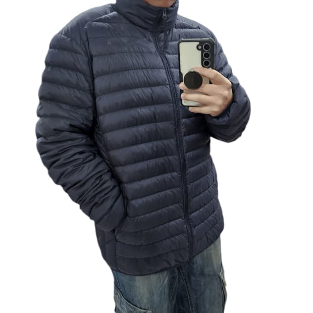 유니클로 울트라라이트다운 경량패딩 XL