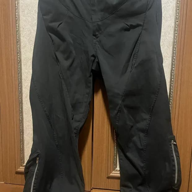 코스트퍼킬로 스파이럴 팬츠