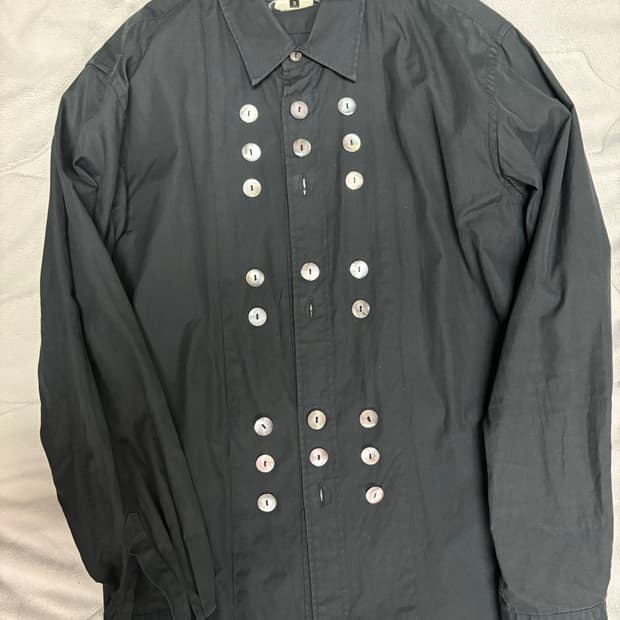 판매) 꼼데가르송 옴므플러스 버튼셔츠 s사이즈