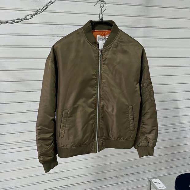 E hyphen worldgallery ma-1 bomber jacket