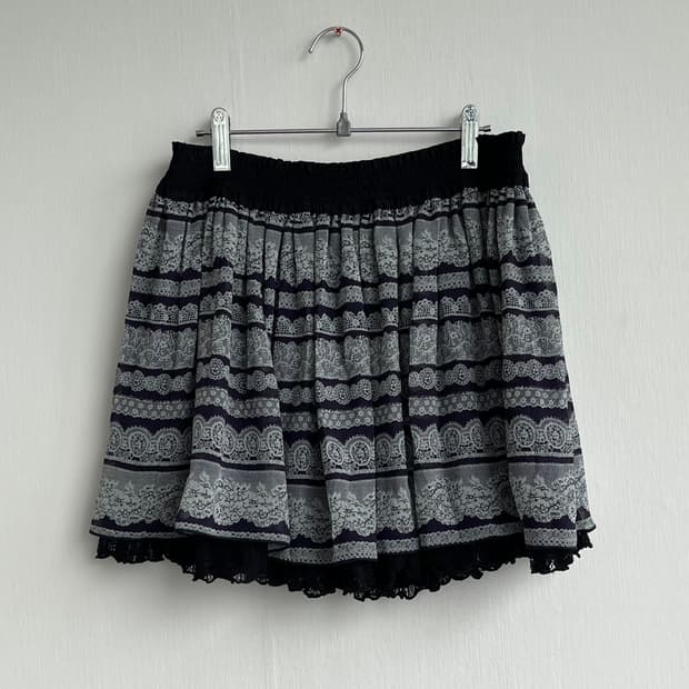 Vintage black frill lace mini skirt