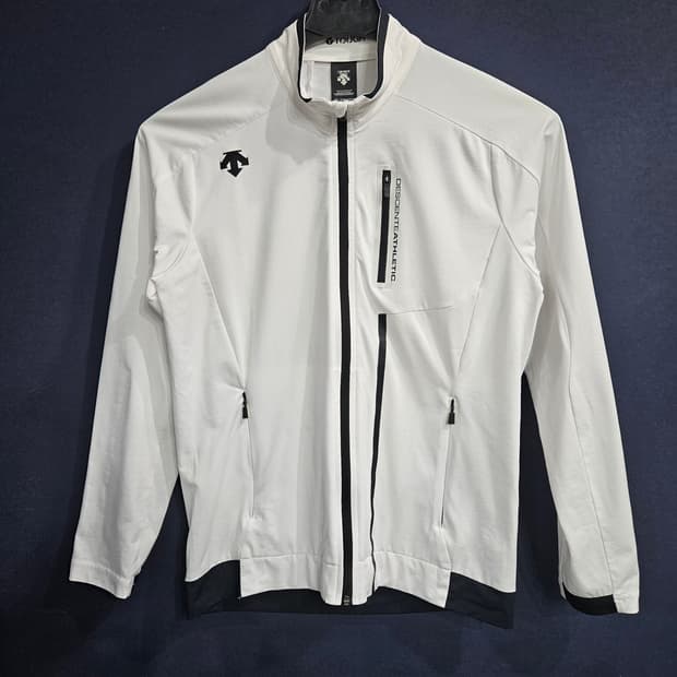 데상트 화이트 남성 슬림핏 95 집업자켓 