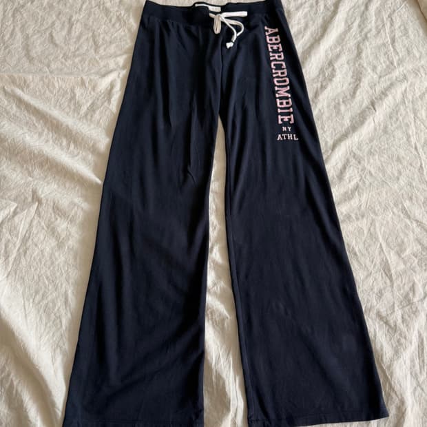 아베크롬비 딥 네이비 트레이닝 팬츠
